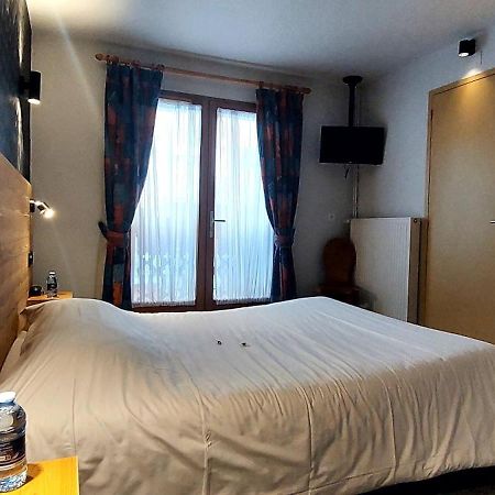 Hotel Les Bruyeres Alpe d'Huez Exteriör bild